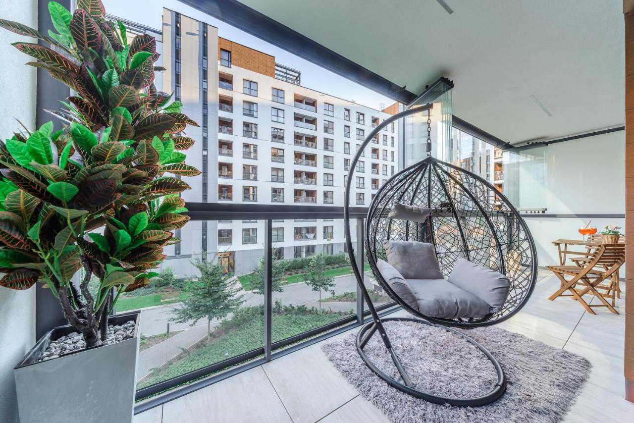 Modern Apartments With Access To The Pool Near Rondo Daszynskiego Station Варшава Экстерьер фото