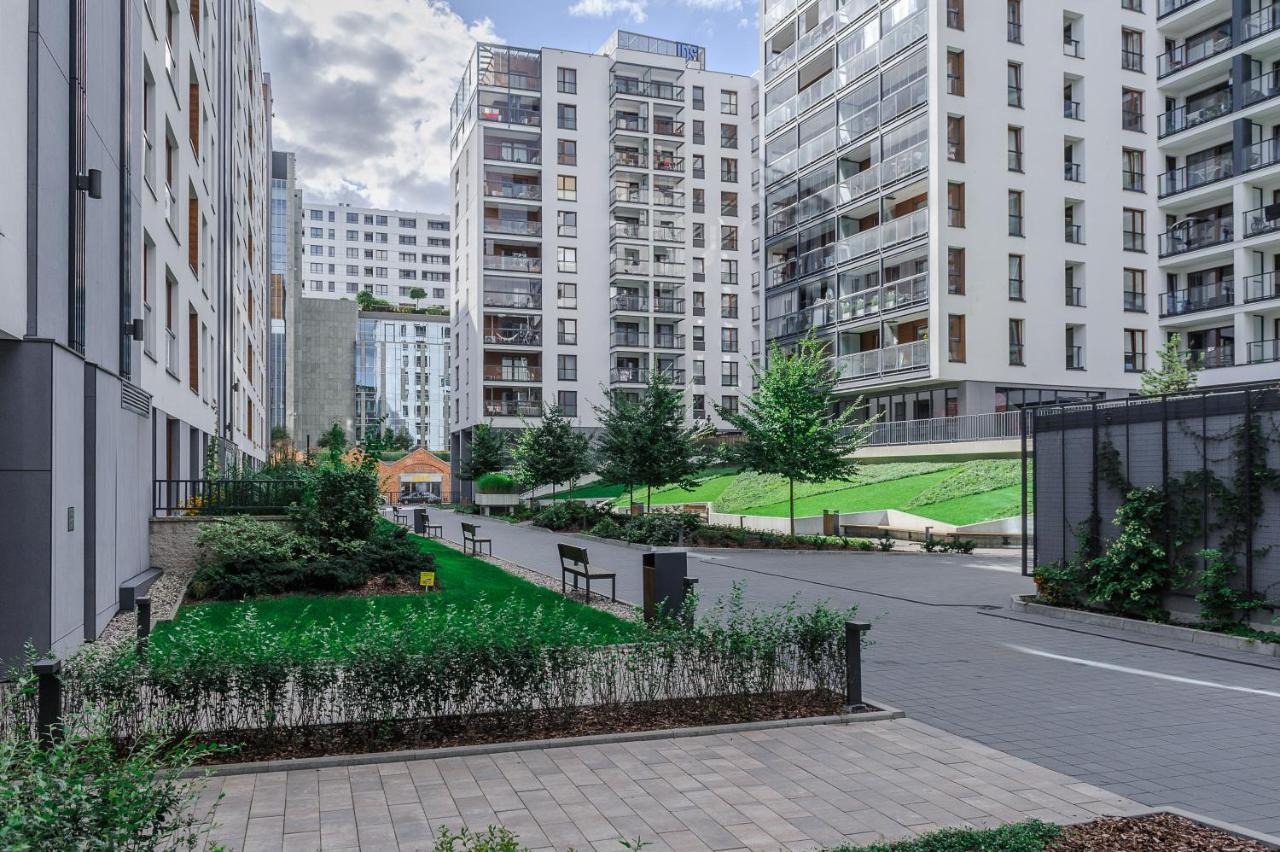 Modern Apartments With Access To The Pool Near Rondo Daszynskiego Station Варшава Экстерьер фото