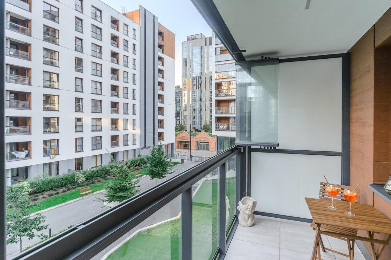 Modern Apartments With Access To The Pool Near Rondo Daszynskiego Station Варшава Экстерьер фото